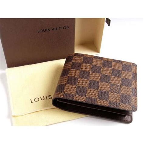 Shop Louis Vuitton Men's Wallets in UAE .